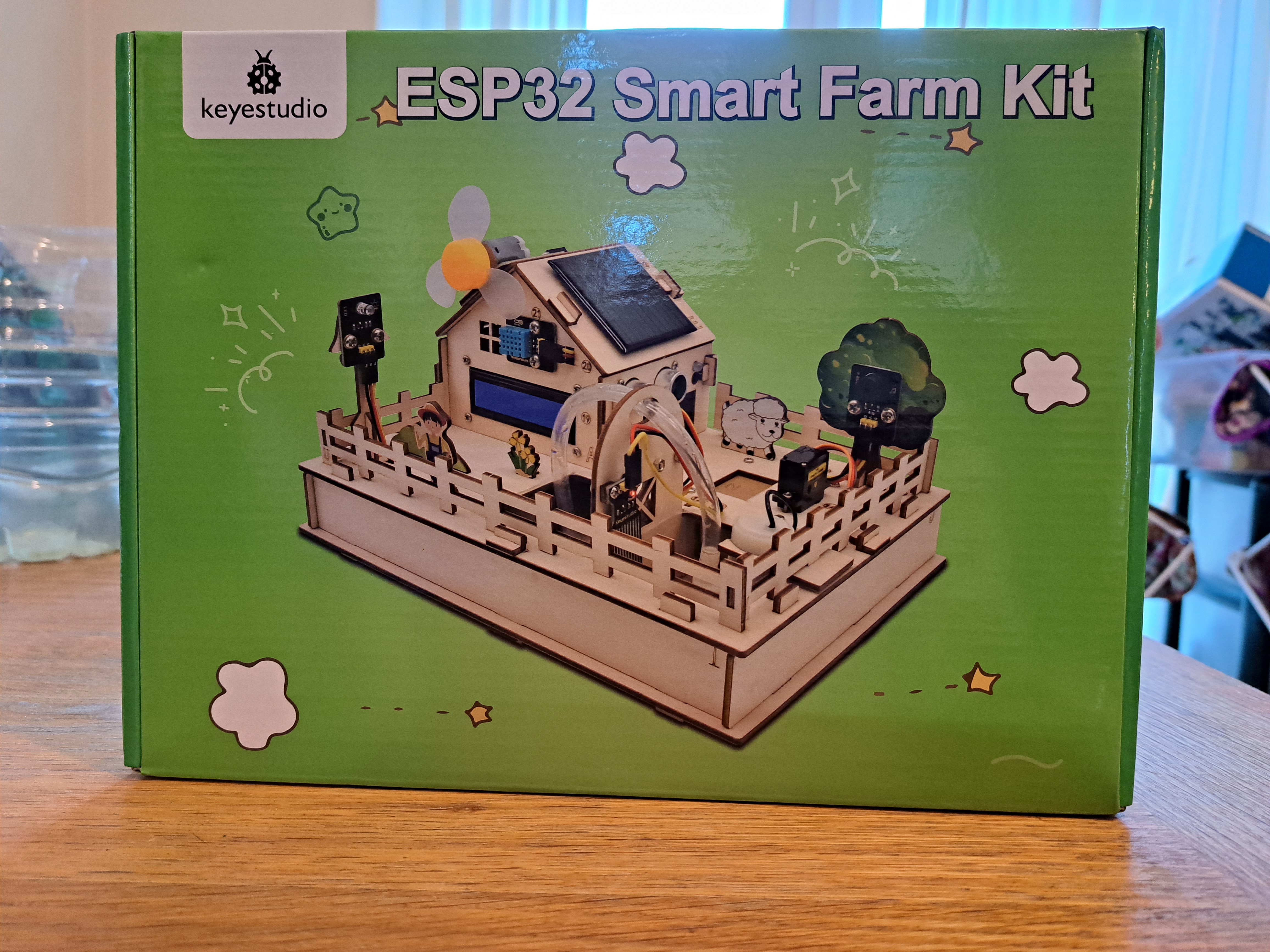Box Smart Farm Comes In